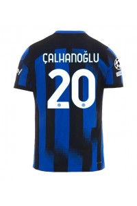 Inter Milan Hakan Calhanoglu #20 Jalkapallovaatteet Kotipaita 2023-24 Lyhythihainen